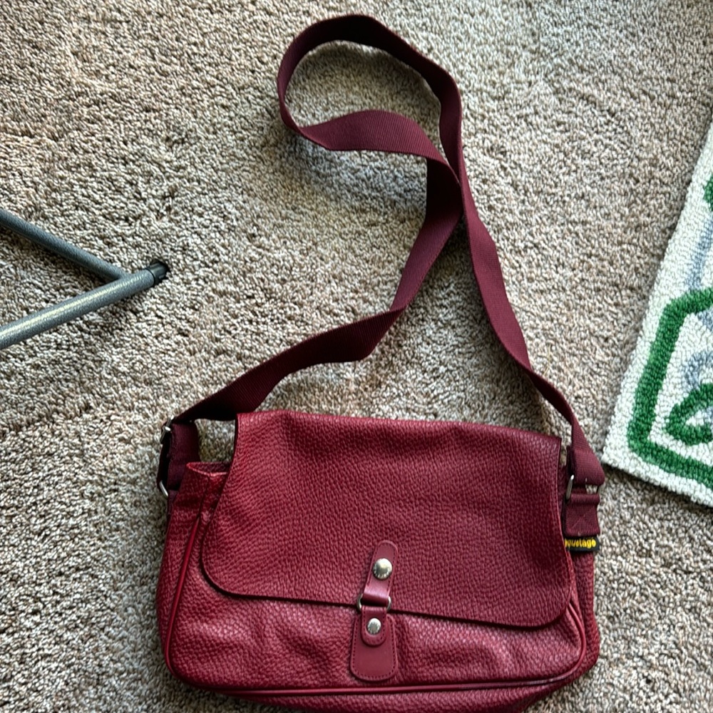 Paquetage Paris Red Crossbody Bag